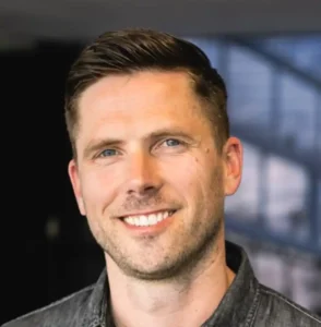 Helge O. Svela